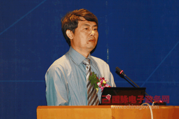 汪向東11.gif