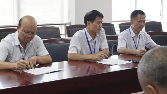 長沙市住房公積金管理中心岳麓區(qū)管理部月度工作講評(píng)會(huì)