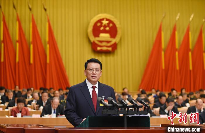     圖為浙江省十三屆人大三次會議現(xiàn)場。　蔡榮章　攝