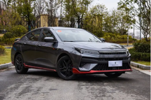 擁有德味十萬級轎跑，思皓曜值得選擇