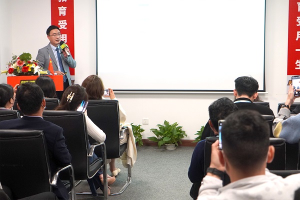 萊德隊(duì)長(zhǎng).jpg