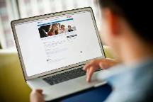 申請(qǐng)美國(guó)留學(xué)的條件有哪些，如何選擇語(yǔ)言考試，才能獲得更多申請(qǐng)機(jī)會(huì)？