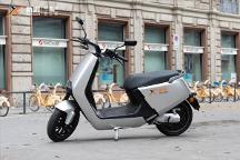 主打差異化與科技化｜冠軍代言新源電動車，賦能品牌更多可能性