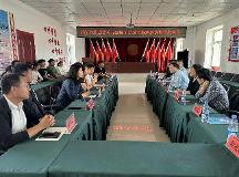 中國(guó)工商出版社攜手愛(ài)心企業(yè)幫扶黑龍江撫遠(yuǎn)市濃橋鎮(zhèn)