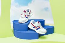 秋季戶外活動促寶寶健康成長，別忘了備一雙護足機能鞋