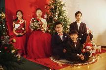 肖瑤老師工作室攜手學(xué)生打造溫馨圣誕詩歌朗誦視頻